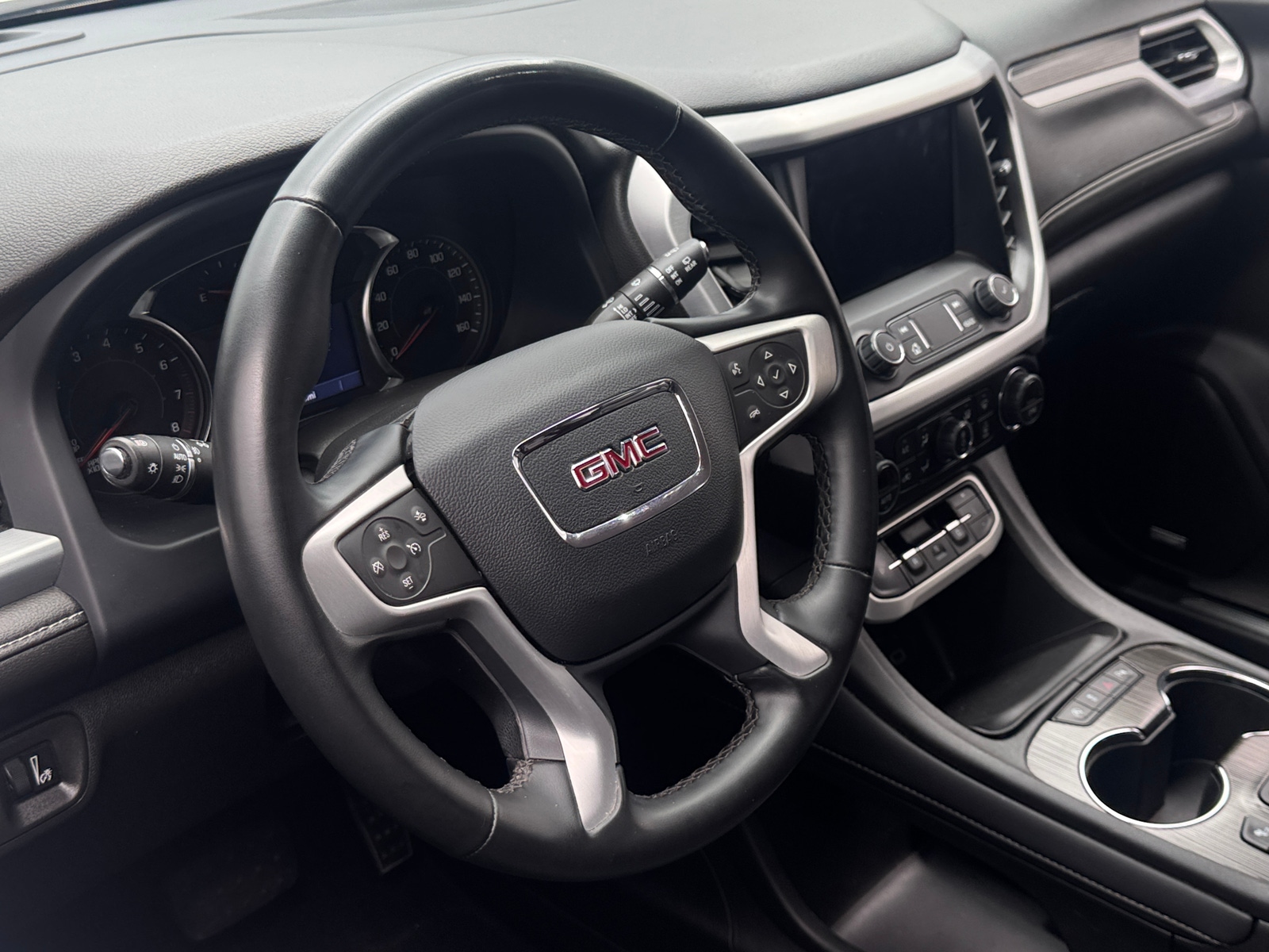 Thumbnail: 2023 GMC Acadia - 4