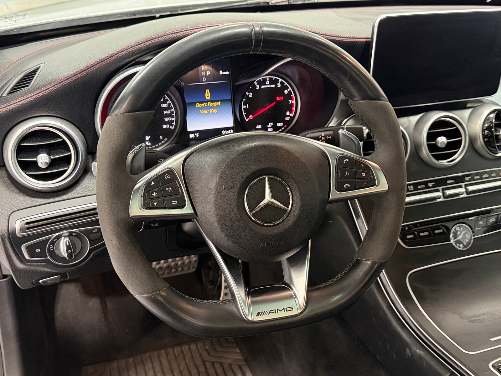 Thumbnail: 2017 Mercedes-Benz C-Class - 3