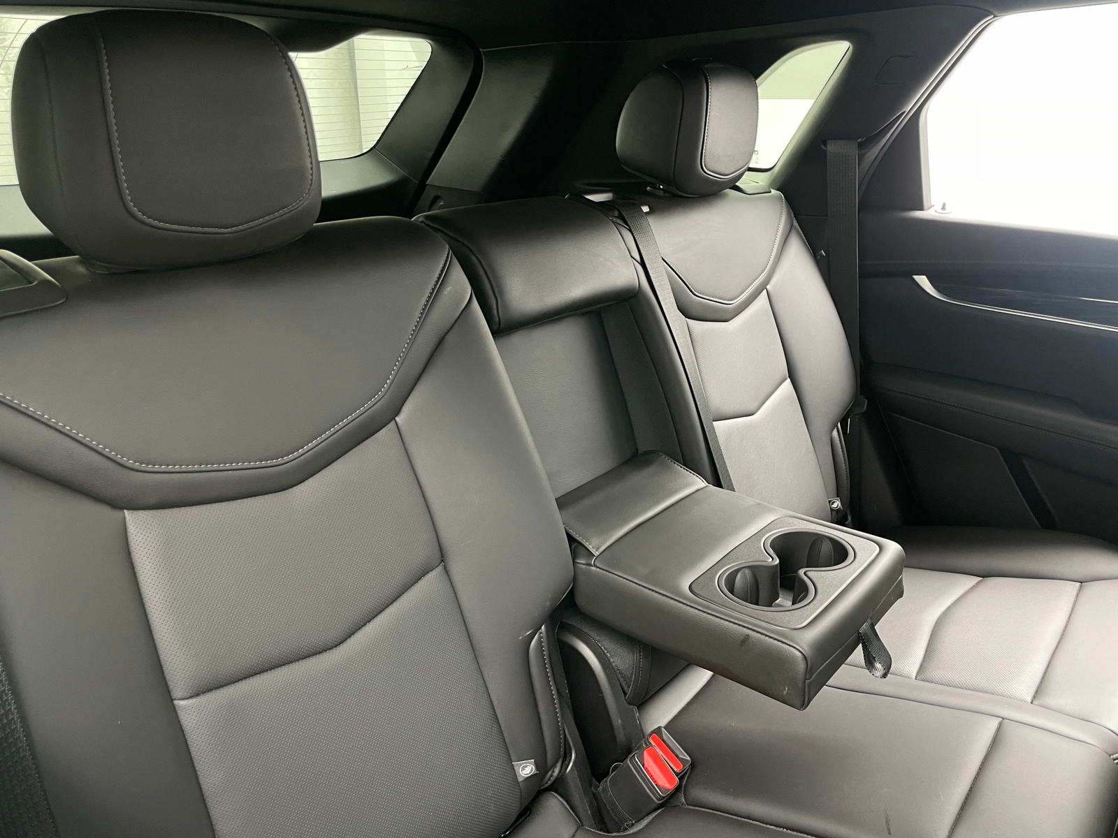 Thumbnail: 2023 Cadillac XT5 - 5