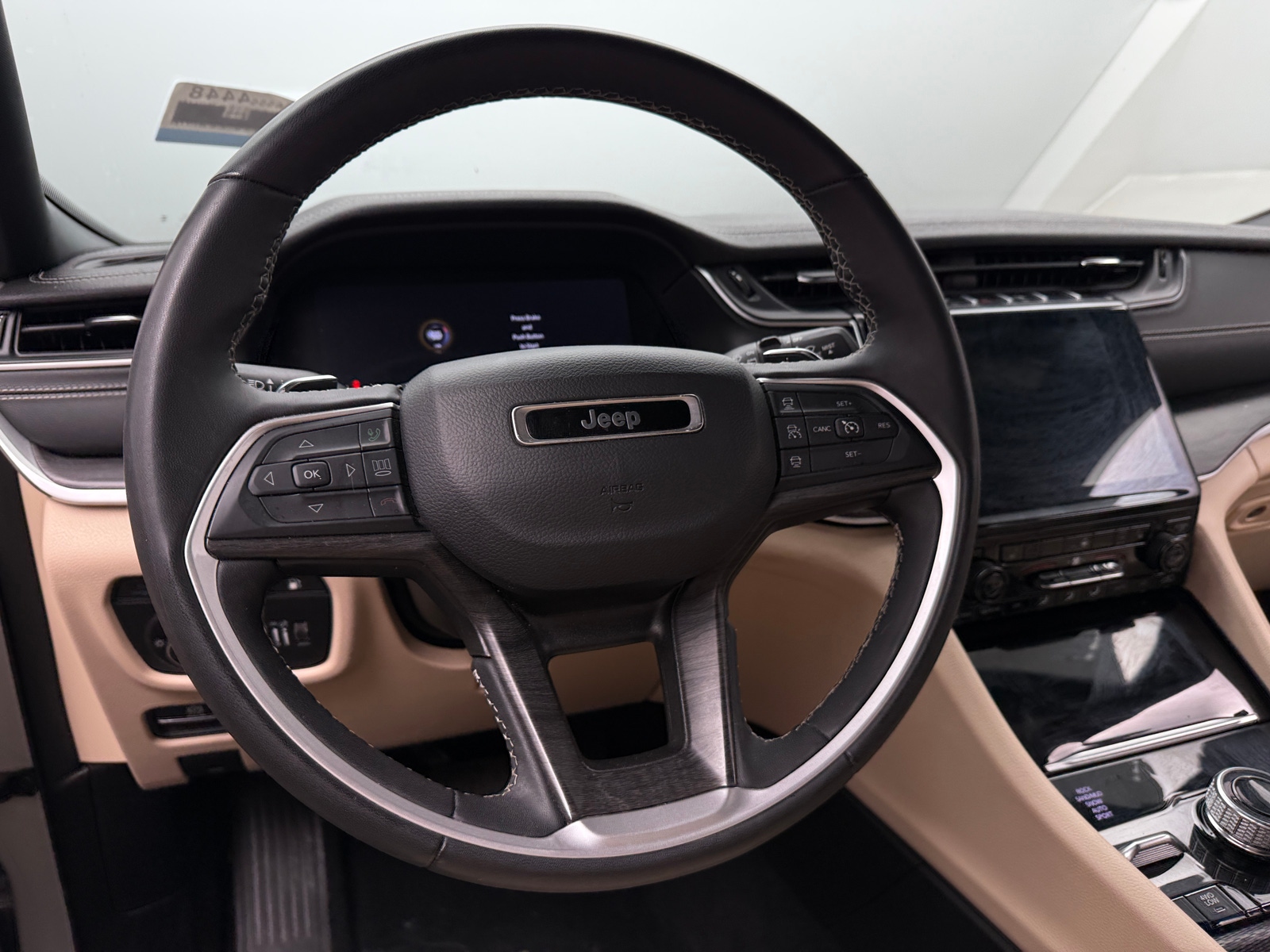 Thumbnail: 2024 Jeep Grand Cherokee - 4