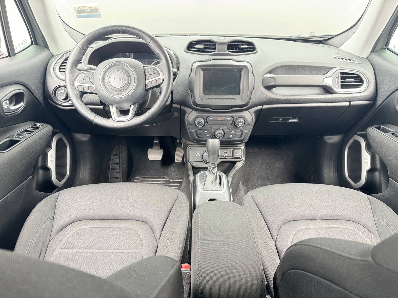 Thumbnail: 2020 Jeep Renegade - 3