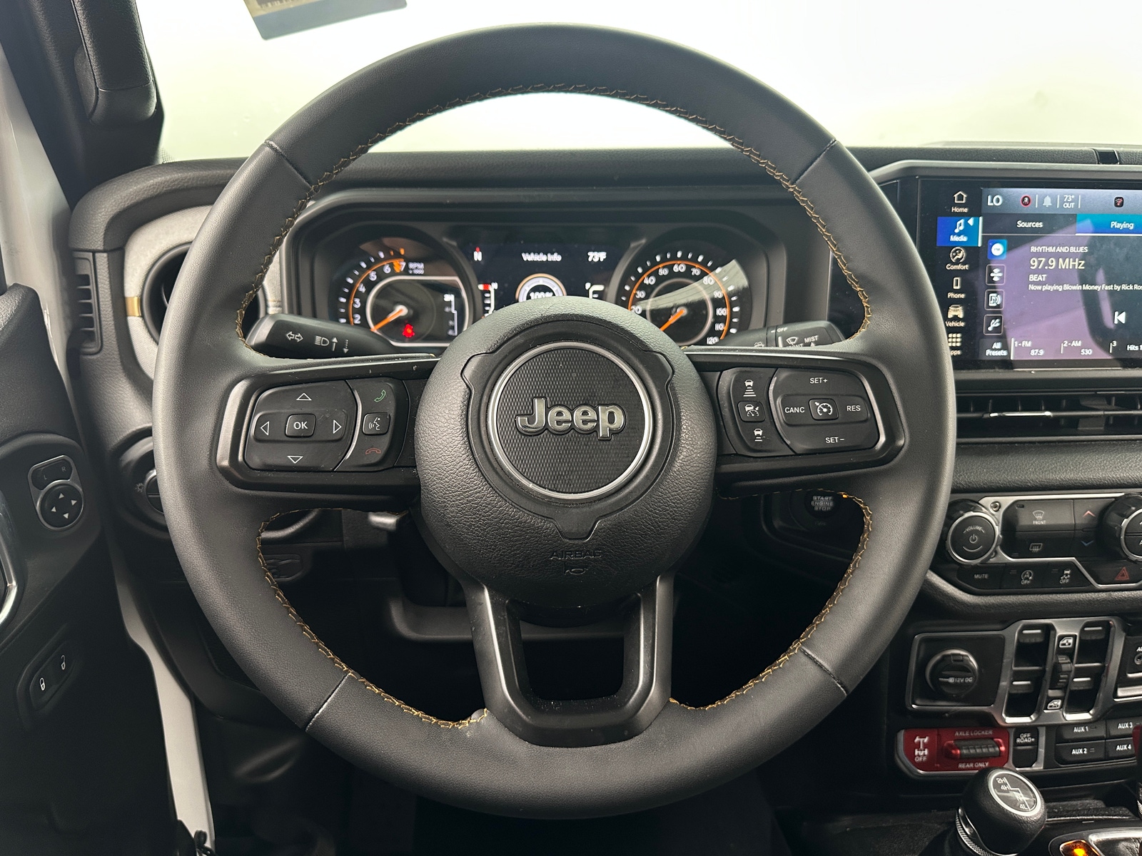 Thumbnail: 2024 Jeep Gladiator - 5