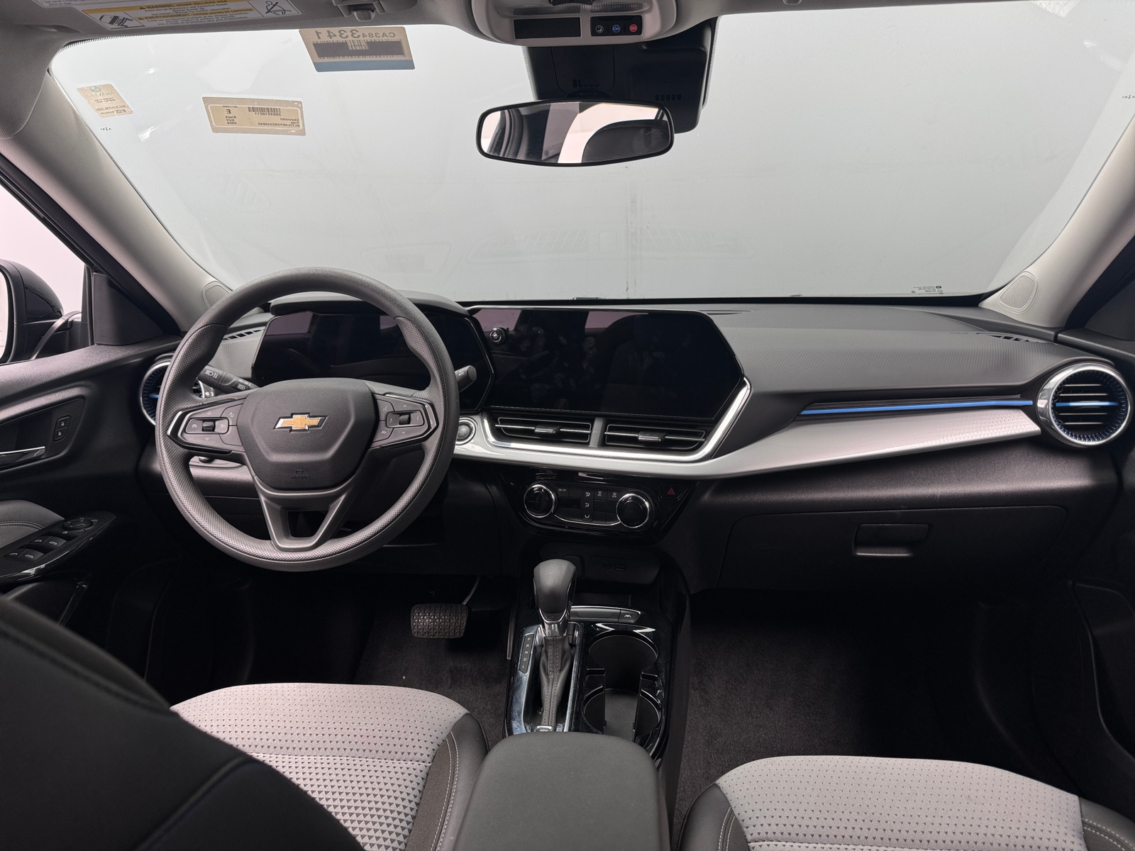 Thumbnail: 2025 Chevrolet Trax - 3