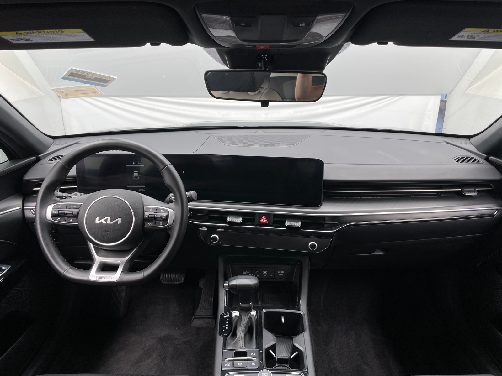 Thumbnail: 2025 Kia K5 - 2