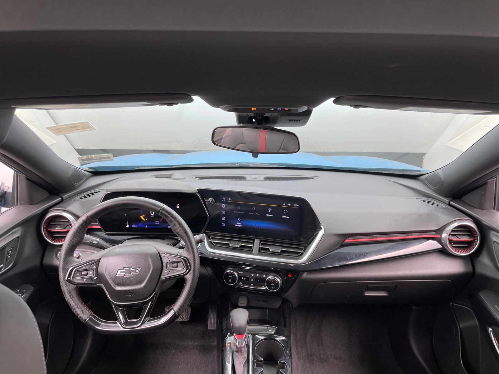 Thumbnail: 2025 Chevrolet Trax - 3