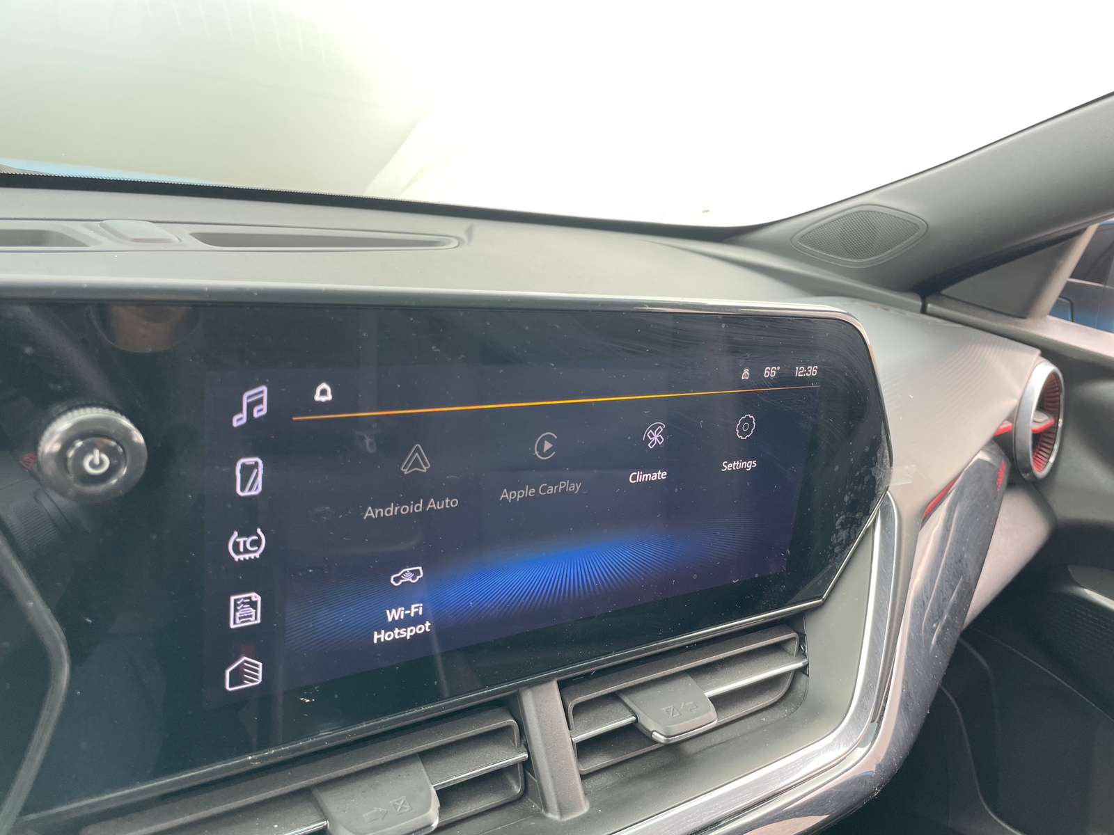 Thumbnail: 2025 Chevrolet Trax - 4
