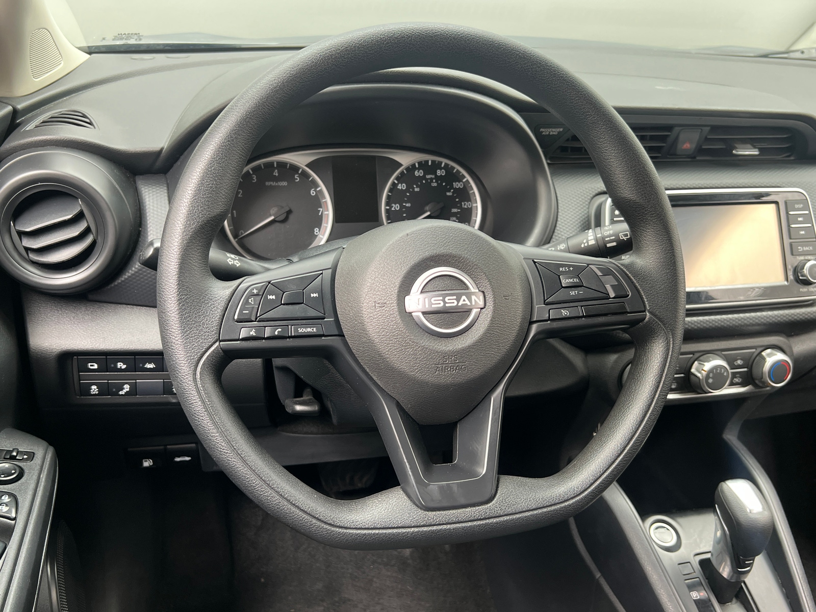 Thumbnail: 2024 Nissan Kicks - 5