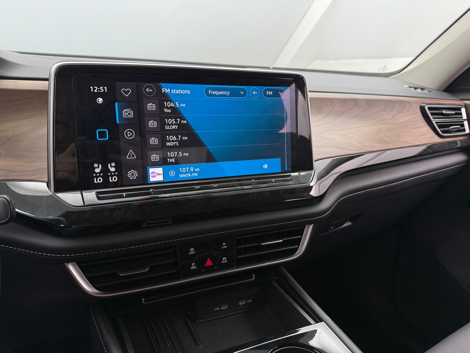 Thumbnail: 2025 Volkswagen Atlas - 3