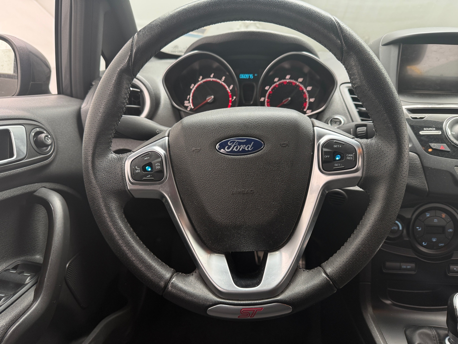 Thumbnail: 2018 Ford Fiesta - 5