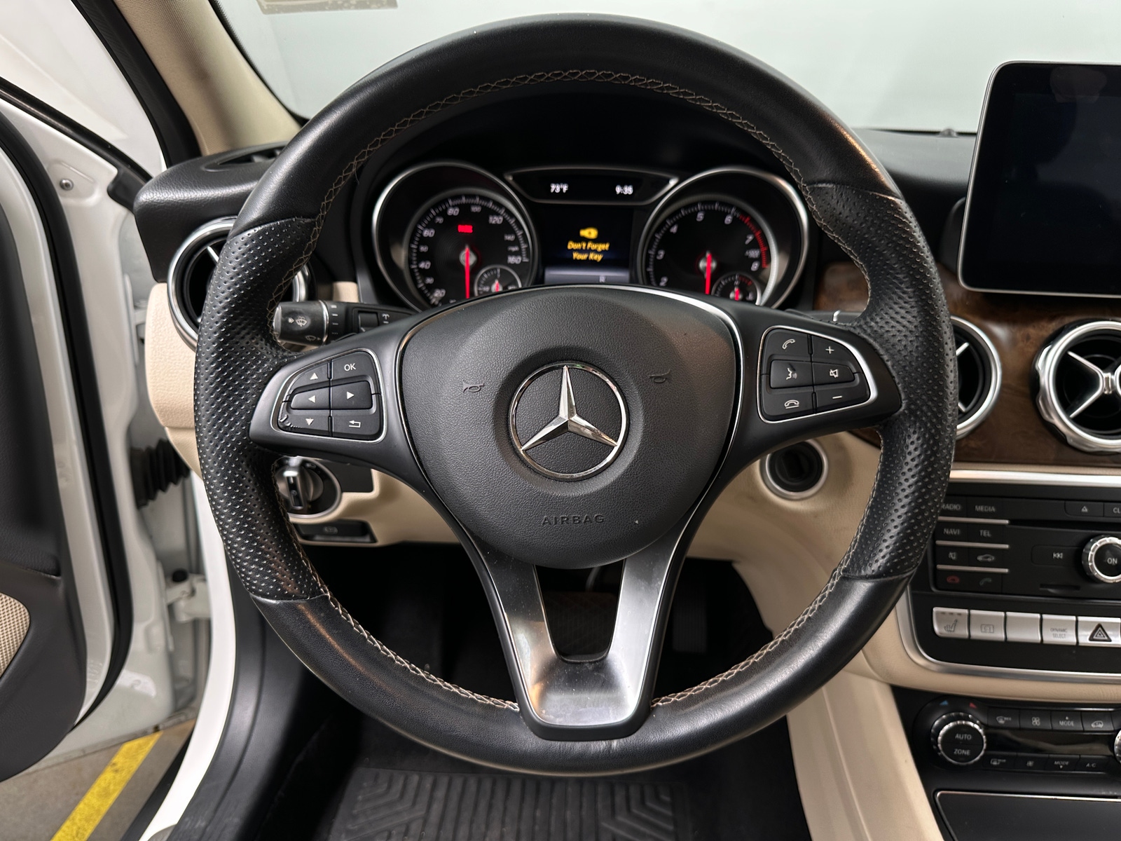 Thumbnail: 2019 Mercedes-Benz GLA - 4