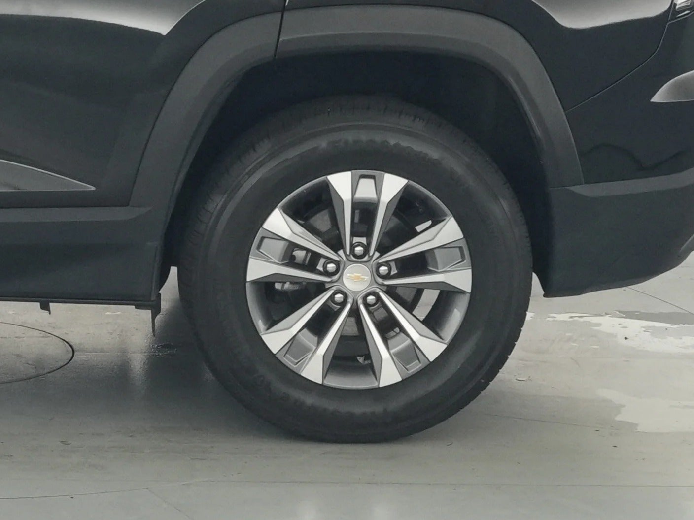 2025 Chevrolet Equinox LT - Photo 19