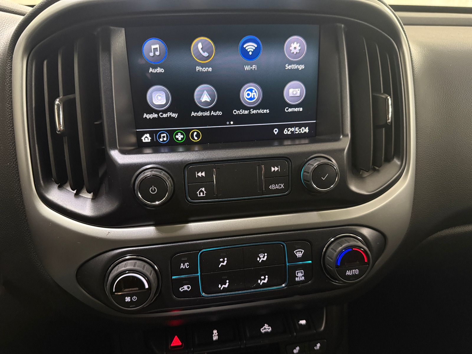 Thumbnail: 2022 Chevrolet Colorado - 4