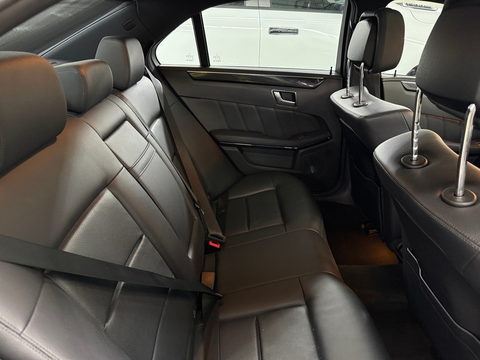 Thumbnail: 2011 Mercedes-Benz E-Class - 5