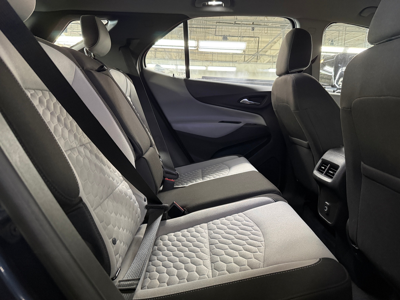 Thumbnail: 2019 Chevrolet Equinox - 6