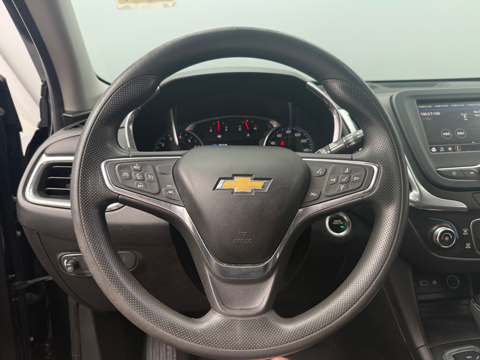 Thumbnail: 2021 Chevrolet Equinox - 5