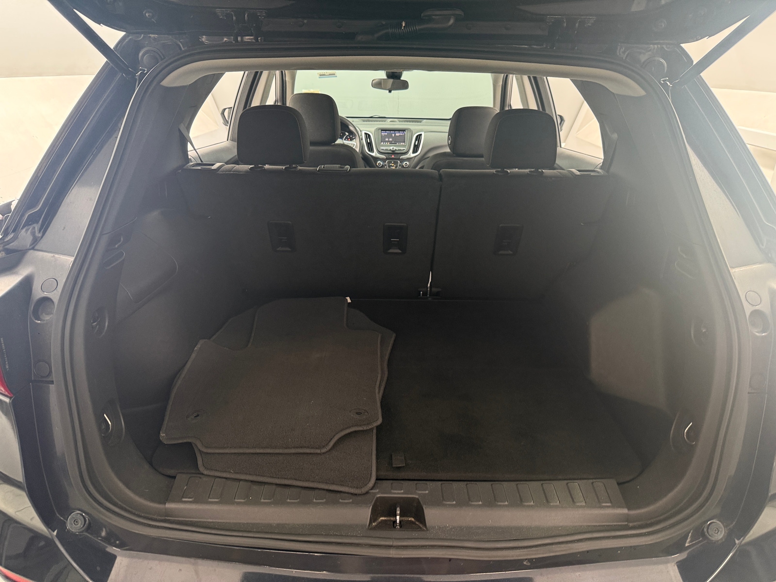 Thumbnail: 2021 Chevrolet Equinox - 7