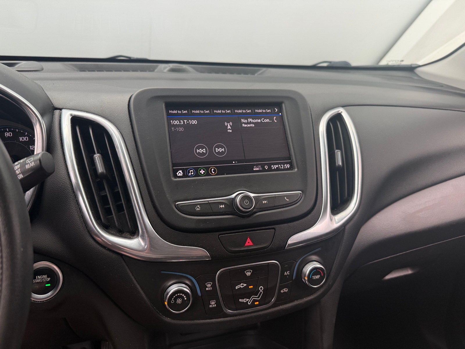 Thumbnail: 2021 Chevrolet Equinox - 4