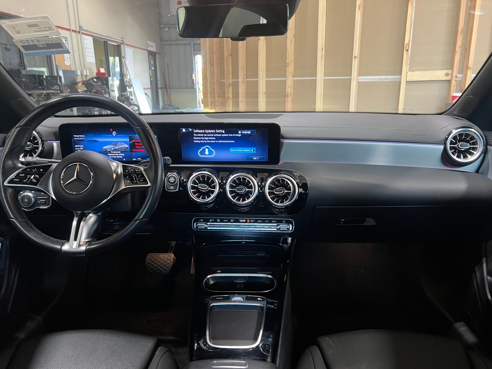 Thumbnail: 2025 Mercedes-Benz CLA - 2