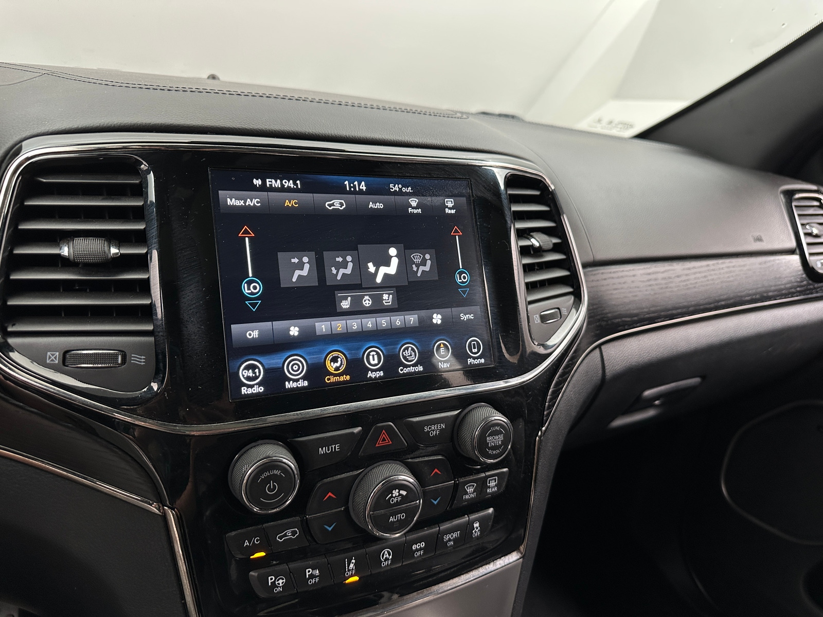 Thumbnail: 2019 Jeep Grand Cherokee - 3