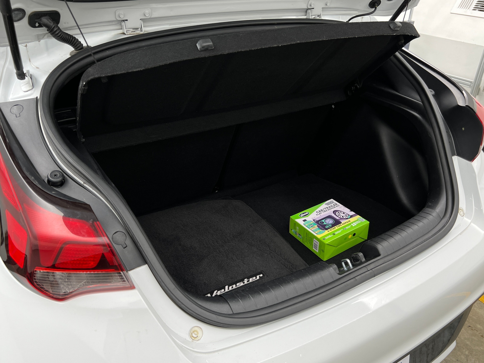 Thumbnail: 2019 Hyundai Veloster - 7