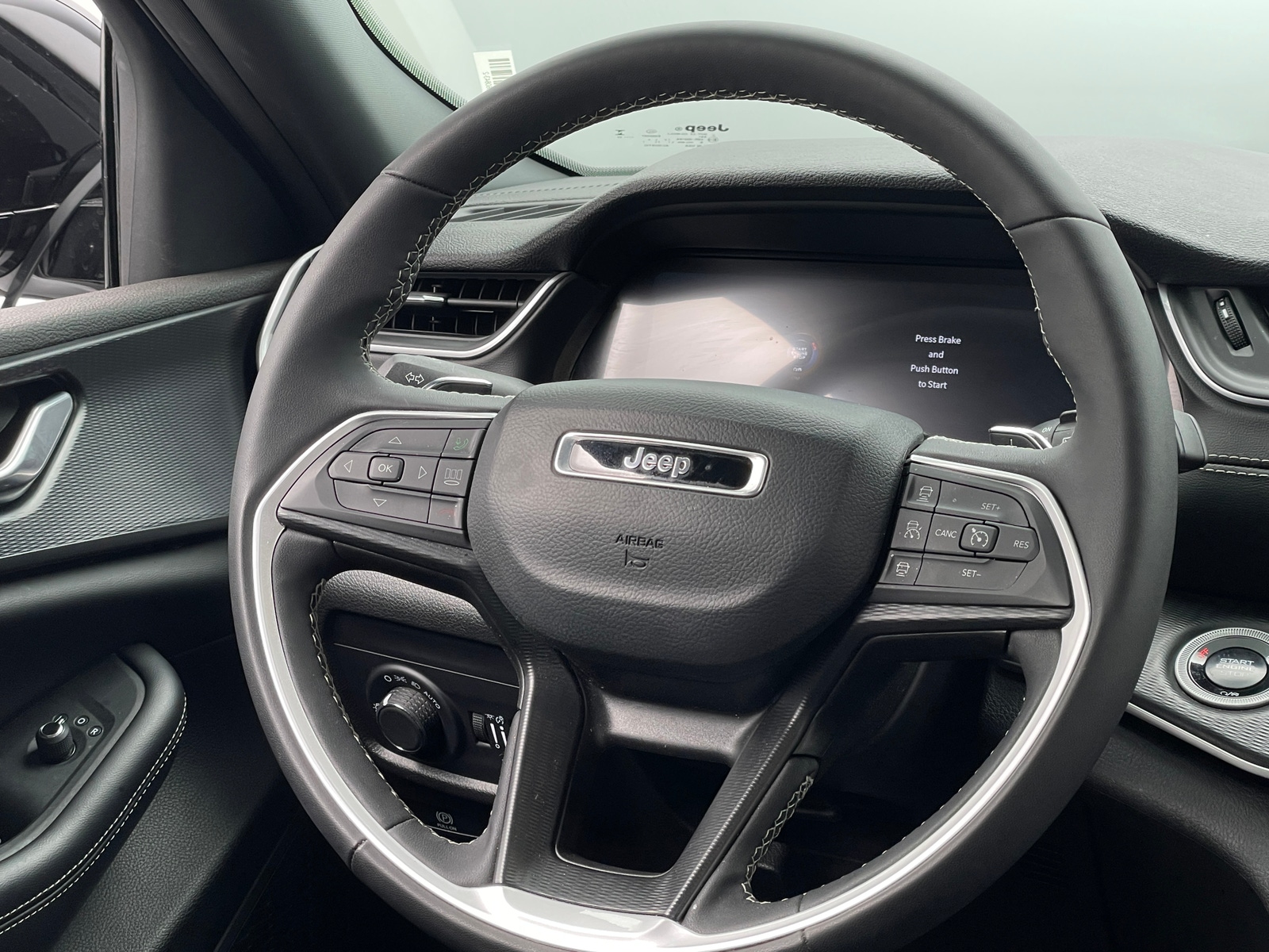 Thumbnail: 2025 Jeep Grand Cherokee - 5