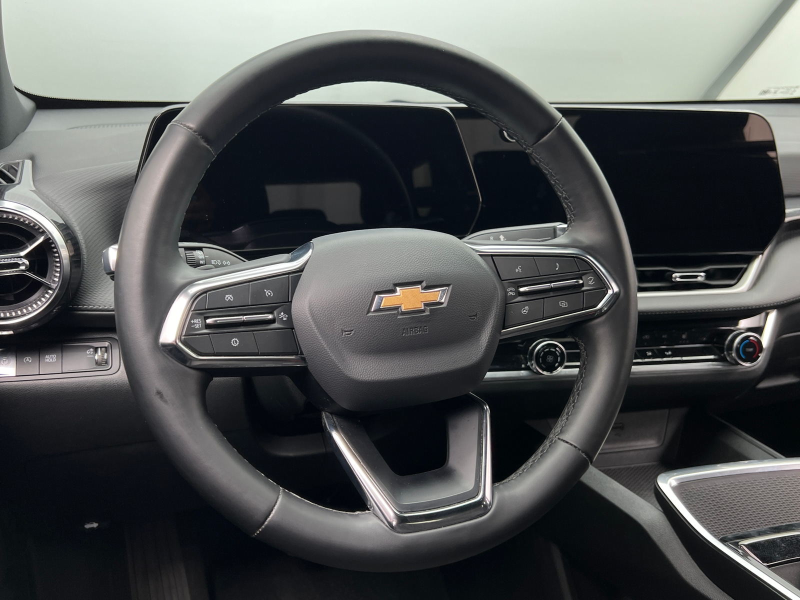 Thumbnail: 2025 Chevrolet Equinox - 5