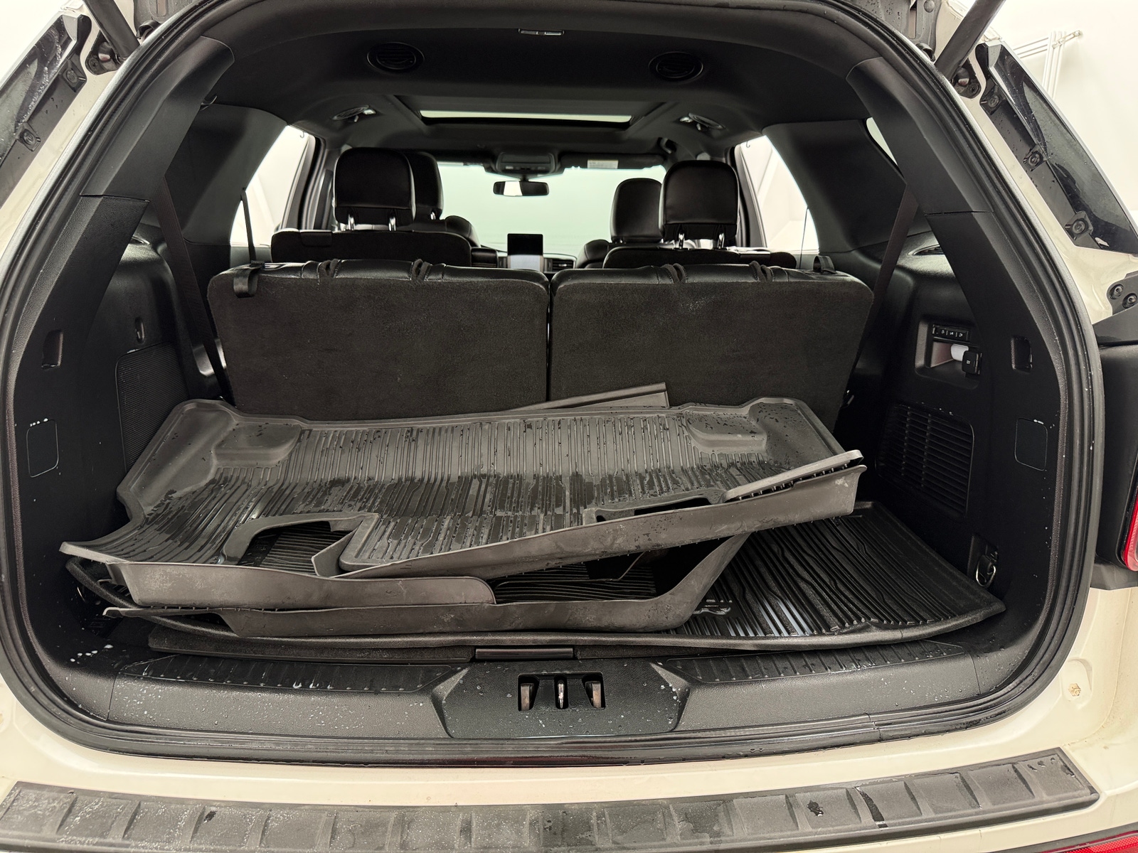 Thumbnail: 2020 Ford Explorer - 6