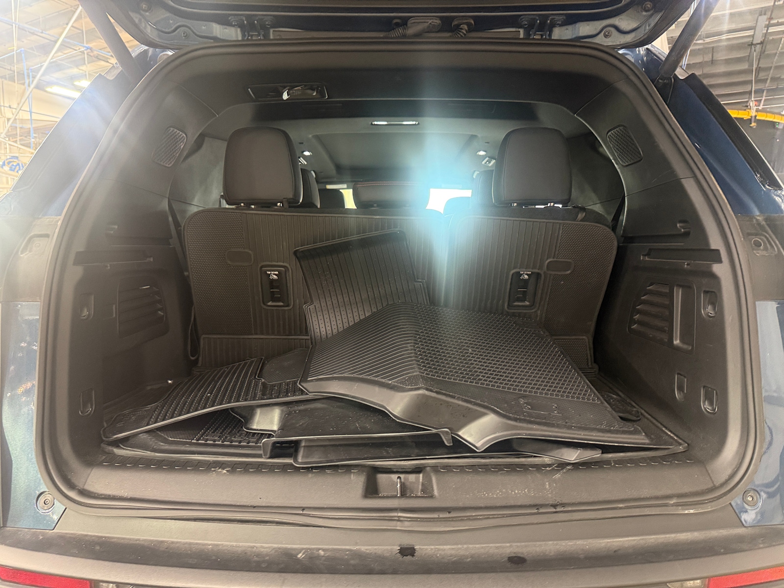 Thumbnail: 2026 Chevrolet Traverse - 6