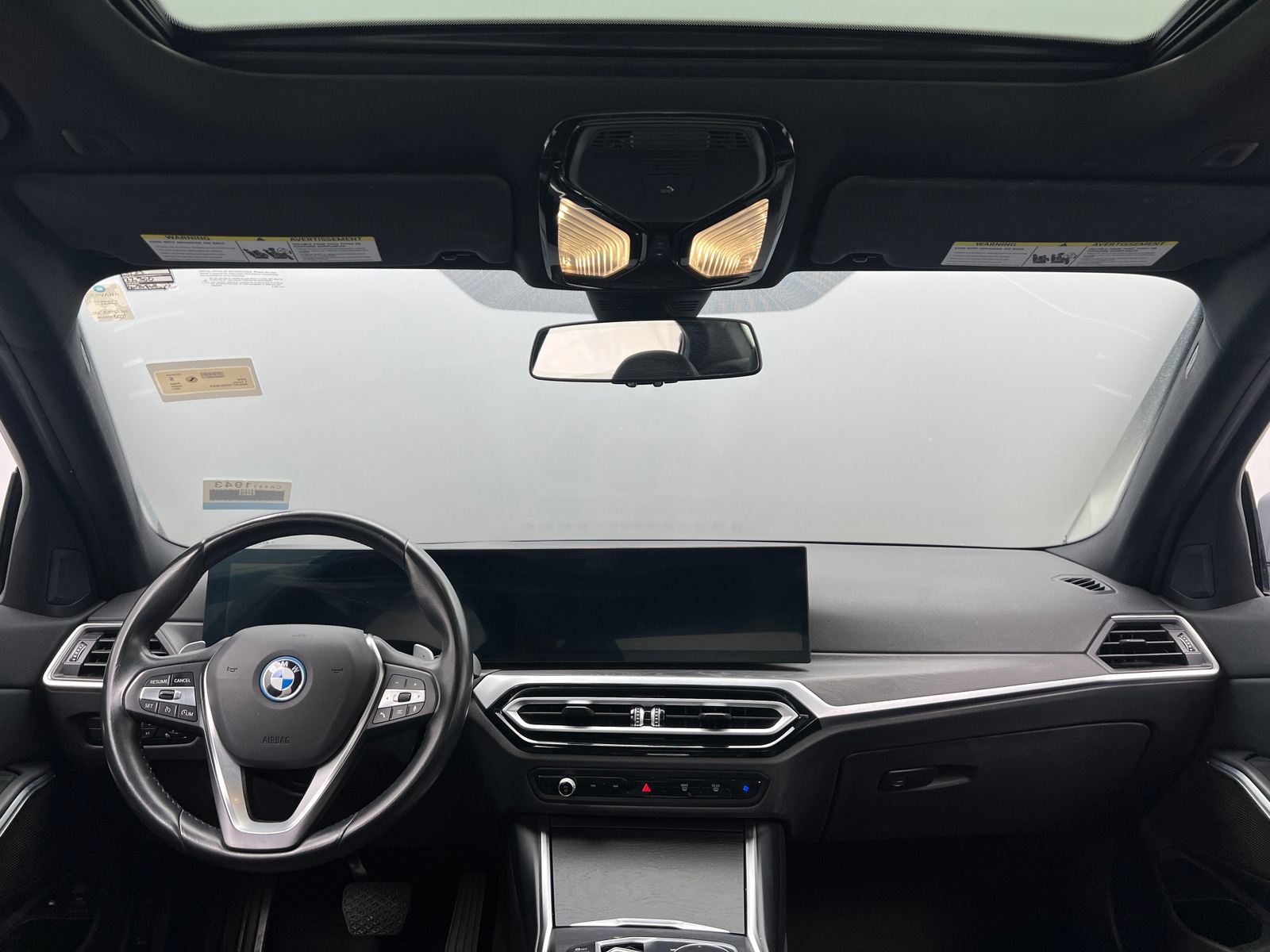 Thumbnail: 2024 BMW 3 Series - 2
