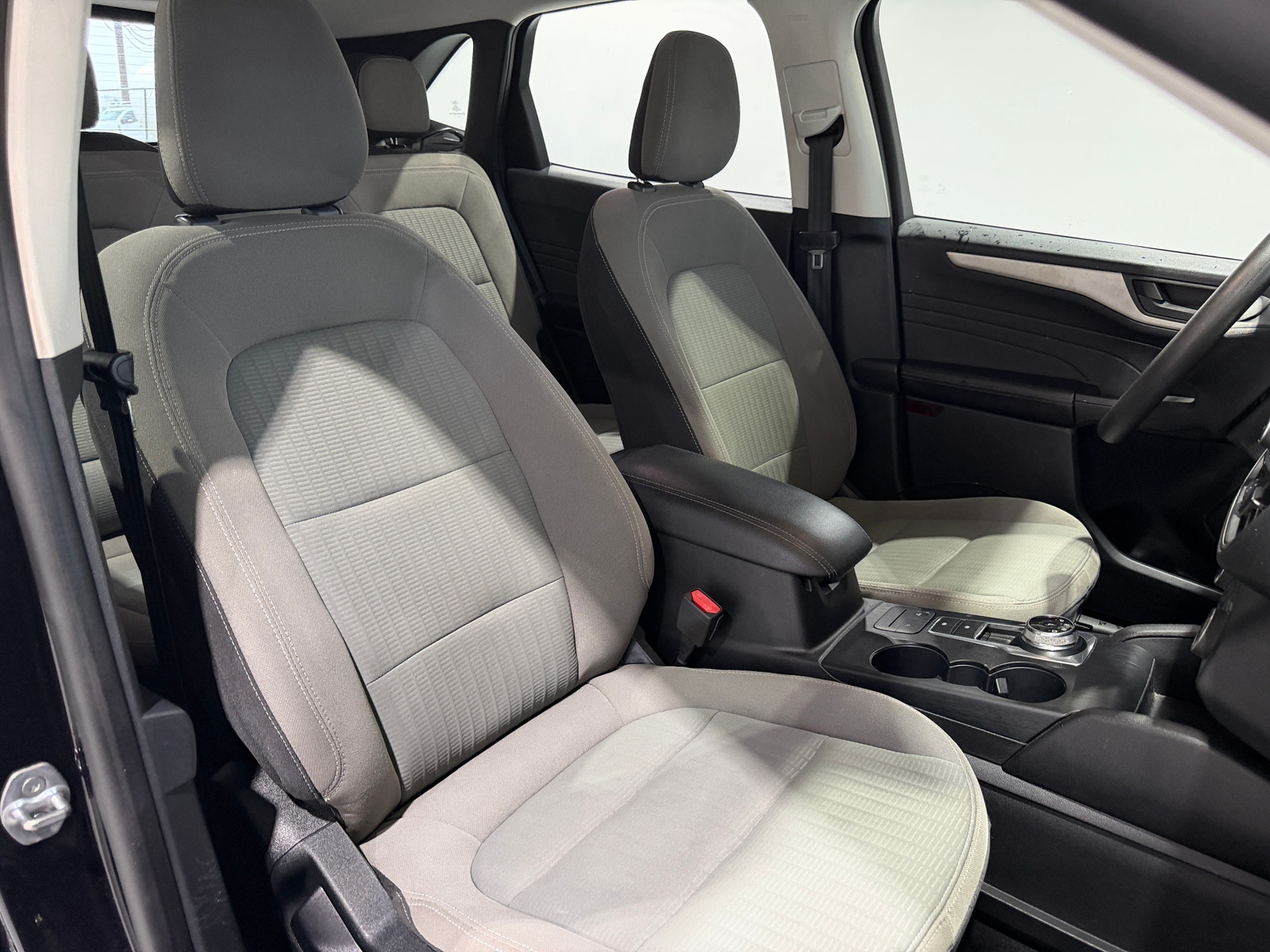 Thumbnail: 2022 Ford Escape - 2