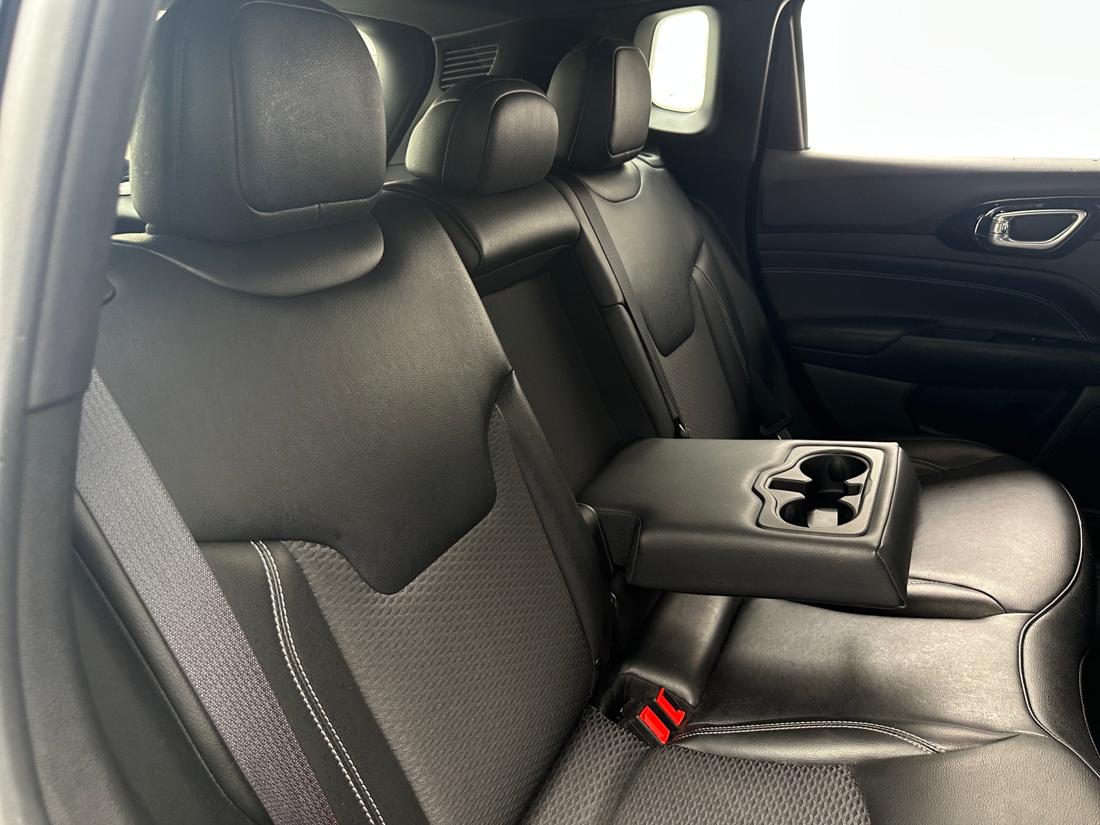 Thumbnail: 2023 Jeep Compass - 6