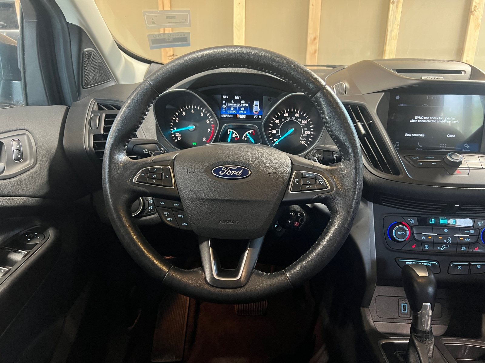 Thumbnail: 2017 Ford Escape - 5