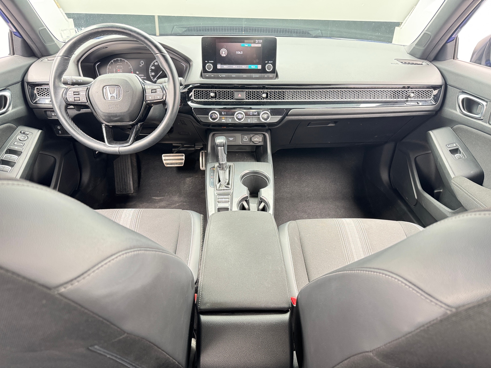 Thumbnail: 2023 Honda Civic - 3