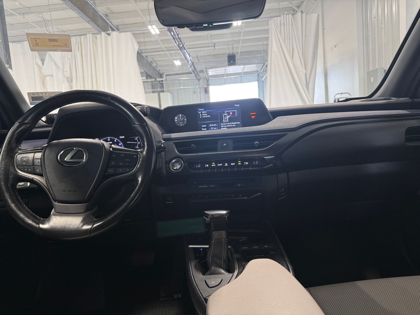Thumbnail: 2019 Lexus UX - 2