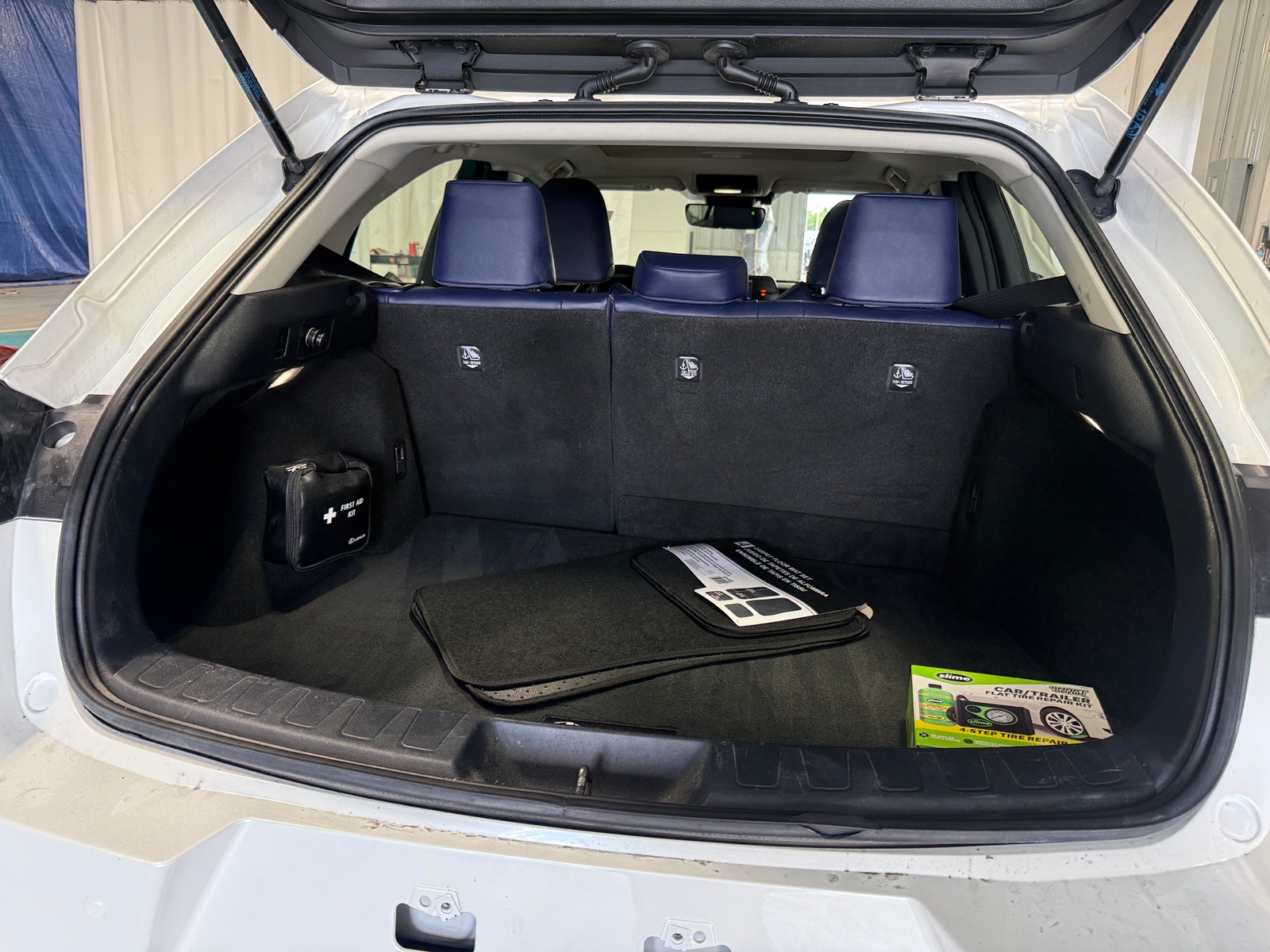 Thumbnail: 2019 Lexus UX - 6