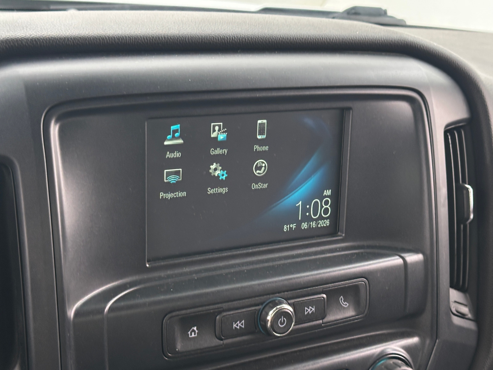 Thumbnail: 2019 Chevrolet Silverado 1500 - 4