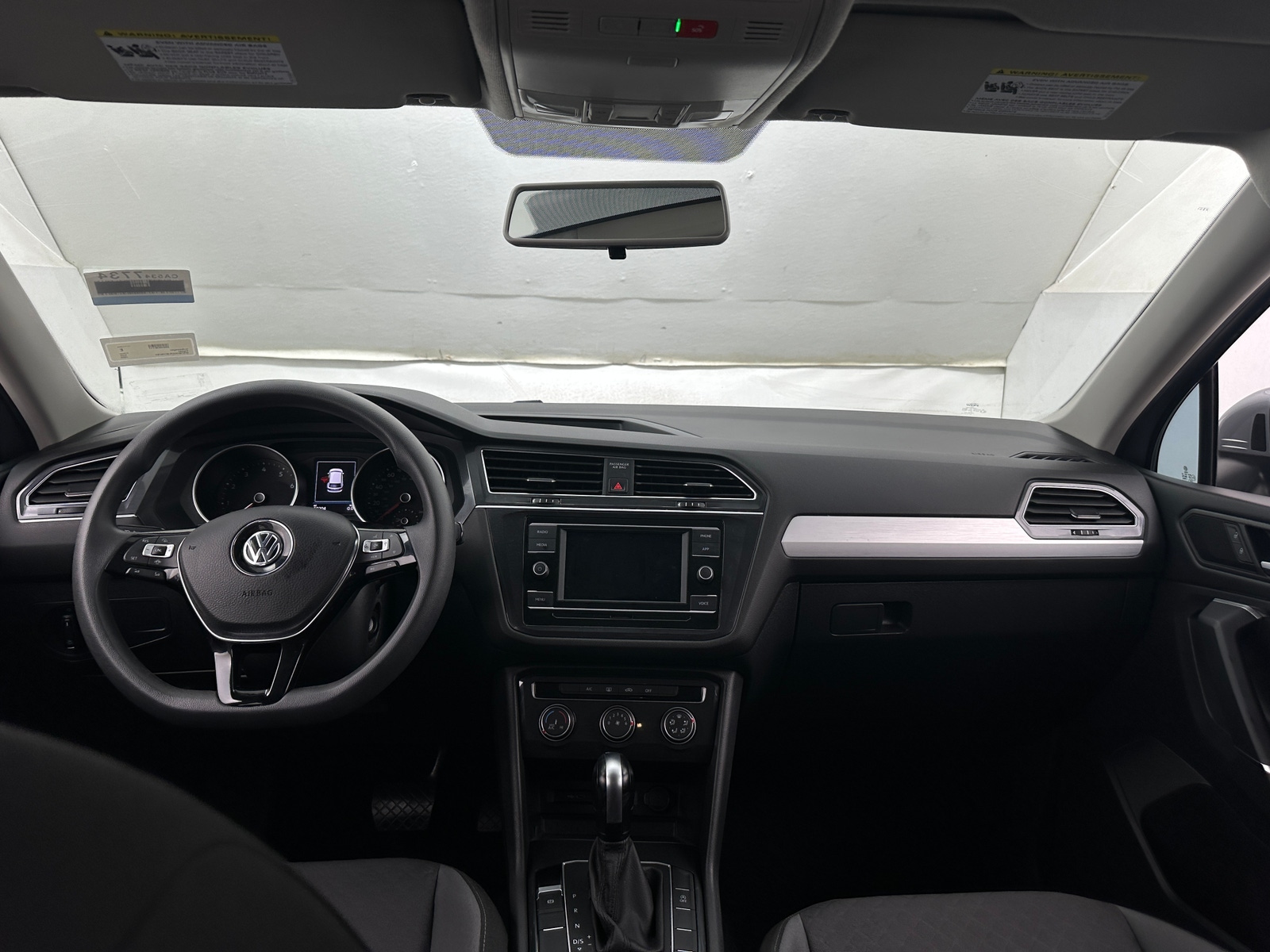 Thumbnail: 2020 Volkswagen Tiguan - 3