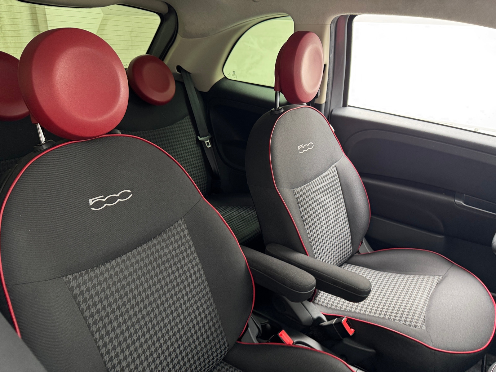 Thumbnail: 2018 Fiat 500 - 2