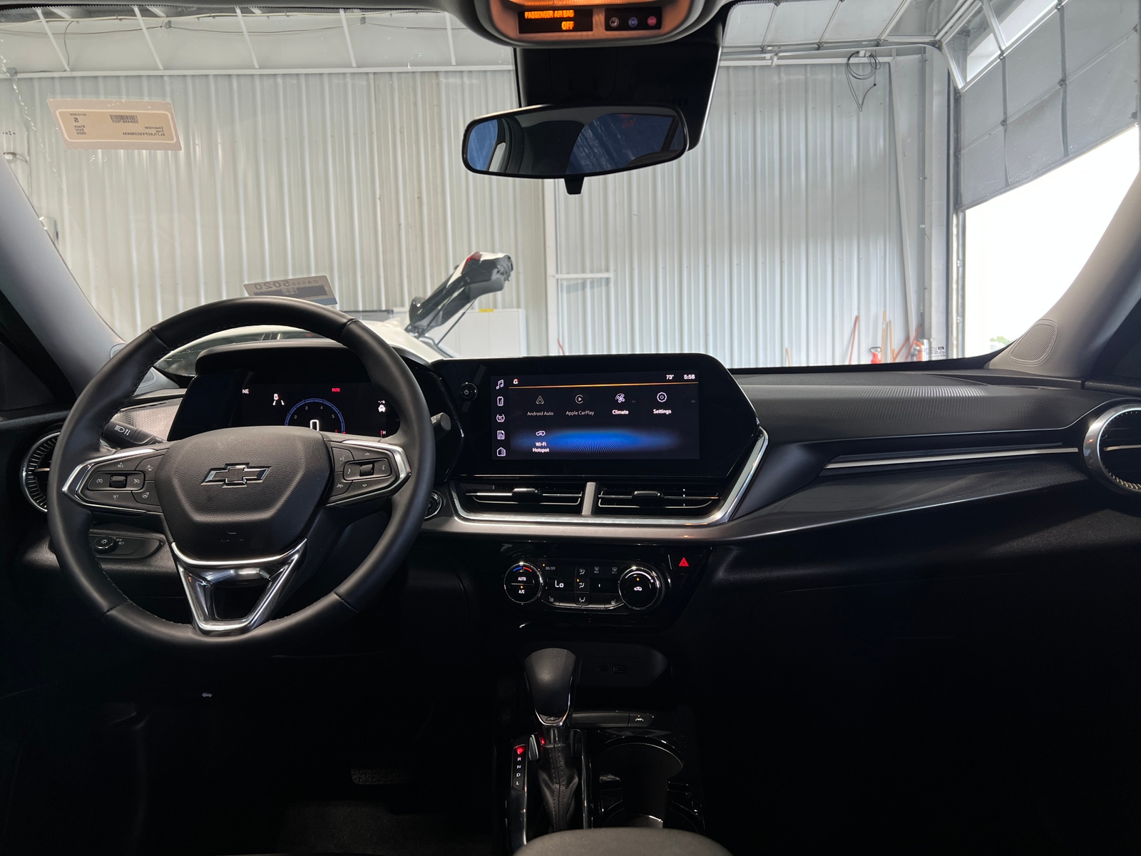Thumbnail: 2025 Chevrolet Trax - 2