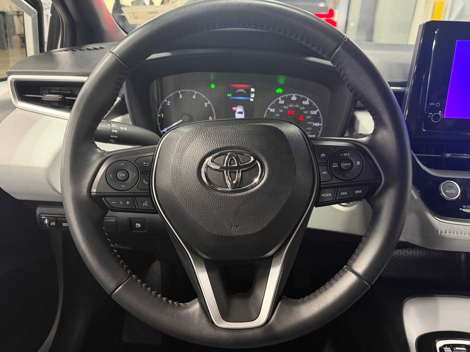 Thumbnail: 2023 Toyota Corolla - 5
