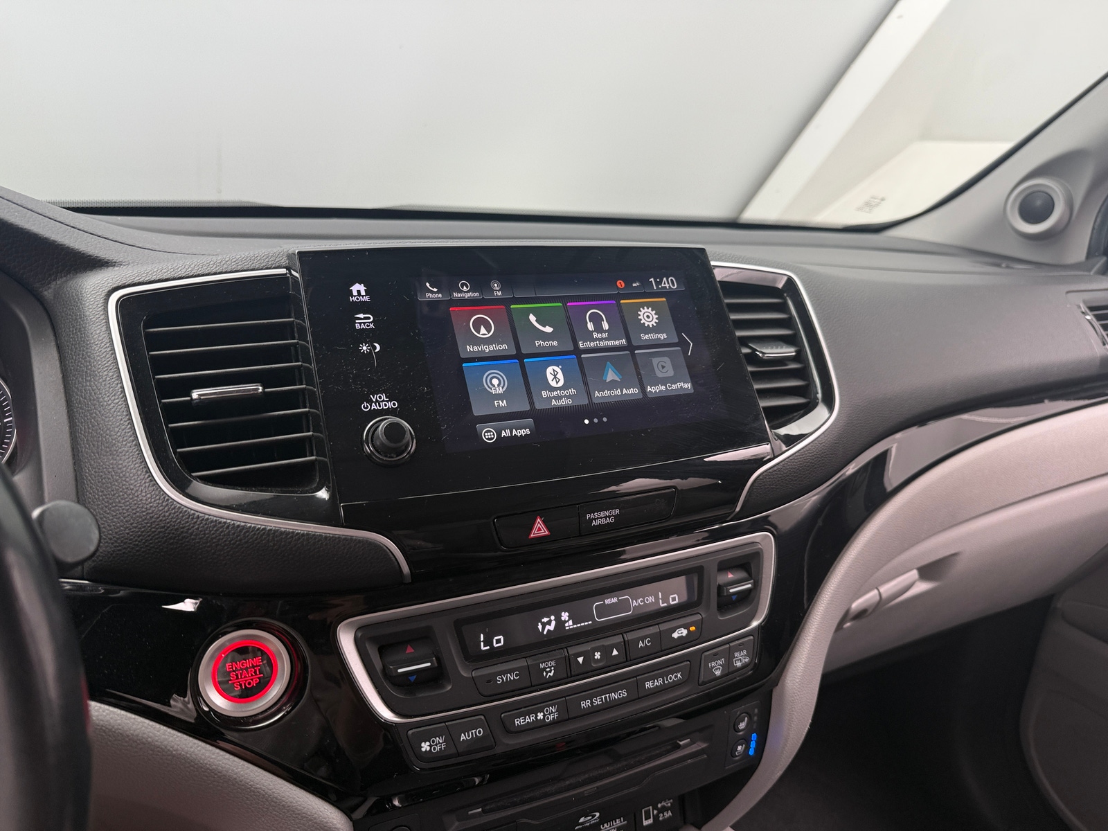 Thumbnail: 2019 Honda Pilot - 3