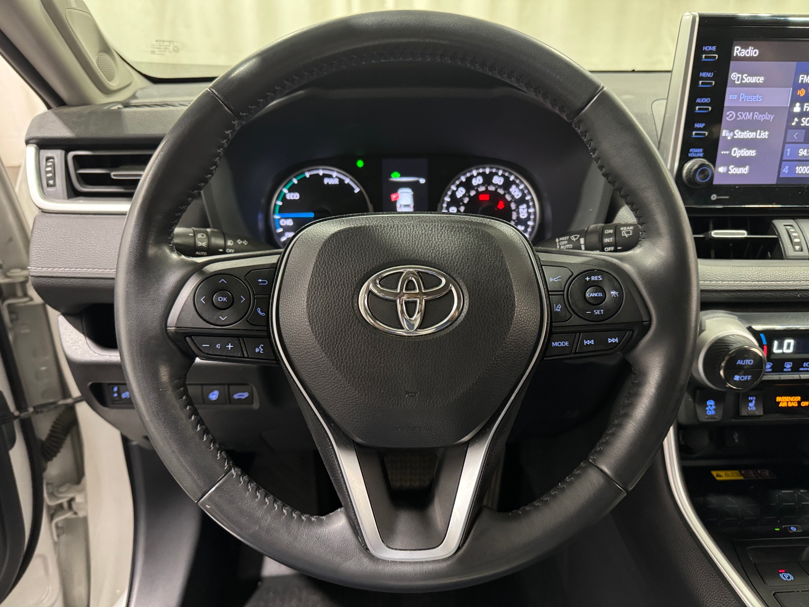 Thumbnail: 2022 Toyota RAV4 - 5