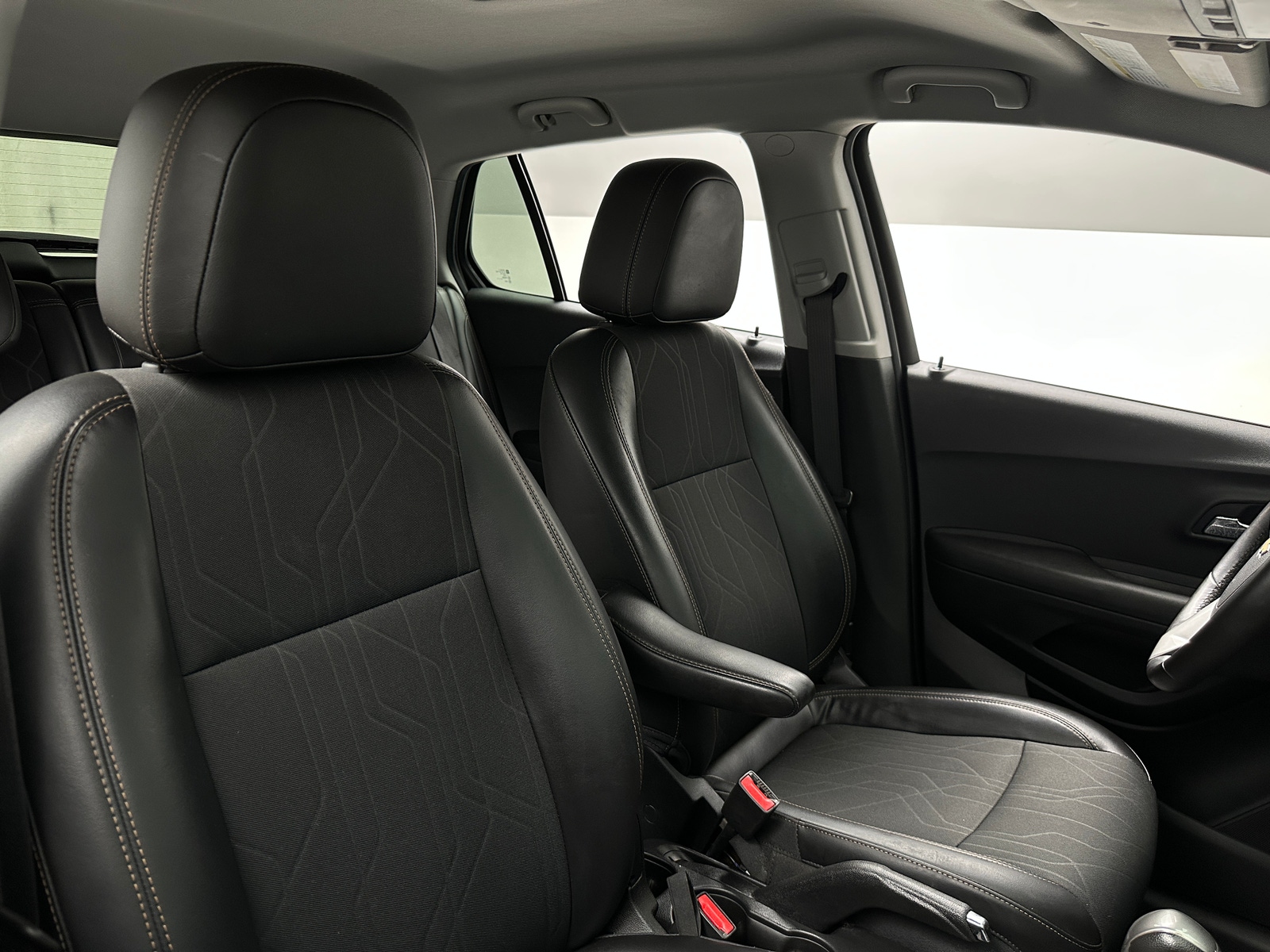 Thumbnail: 2020 Chevrolet Trax - 2