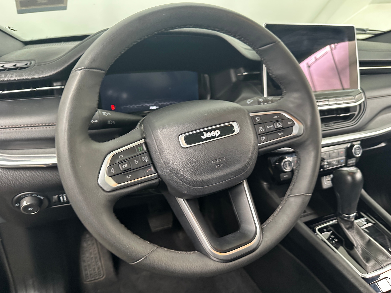 Thumbnail: 2023 Jeep Compass - 4