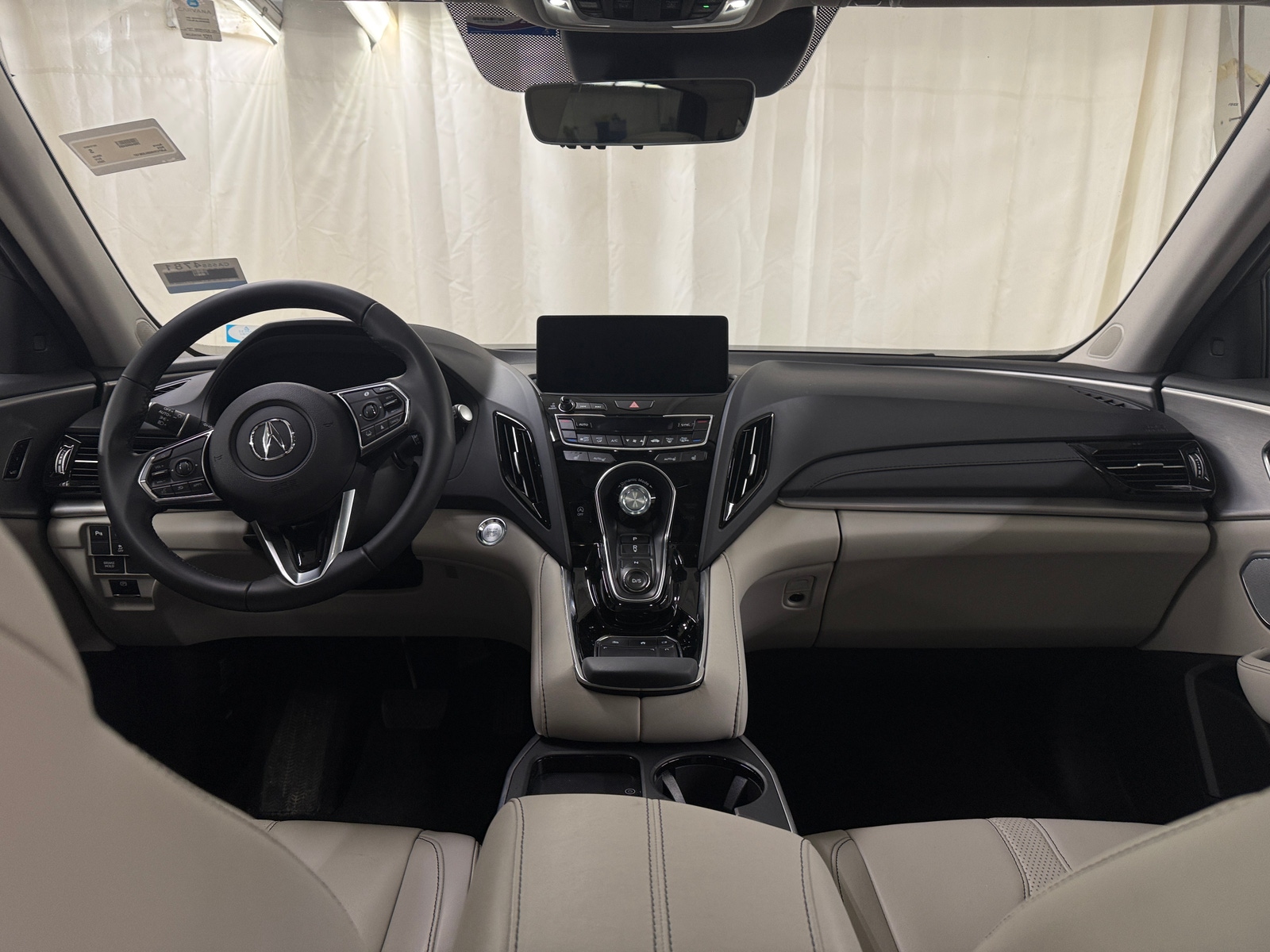 Thumbnail: 2025 Acura RDX - 2