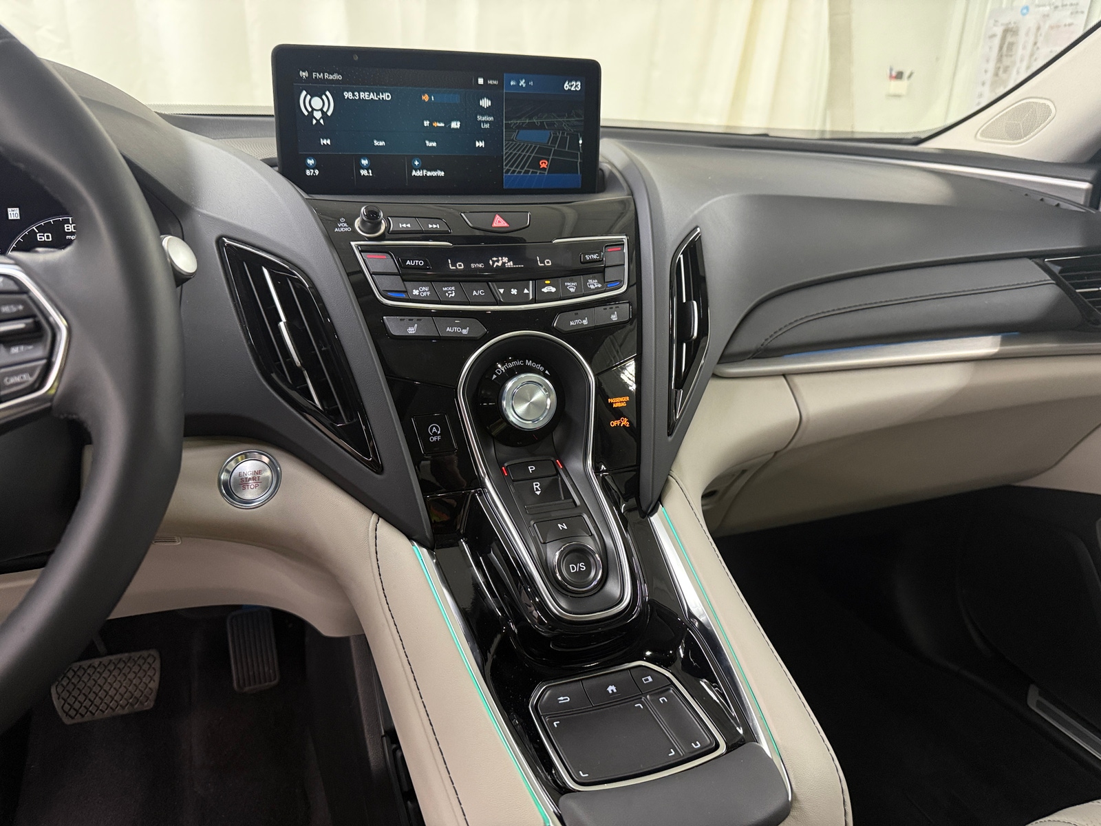 Thumbnail: 2025 Acura RDX - 3