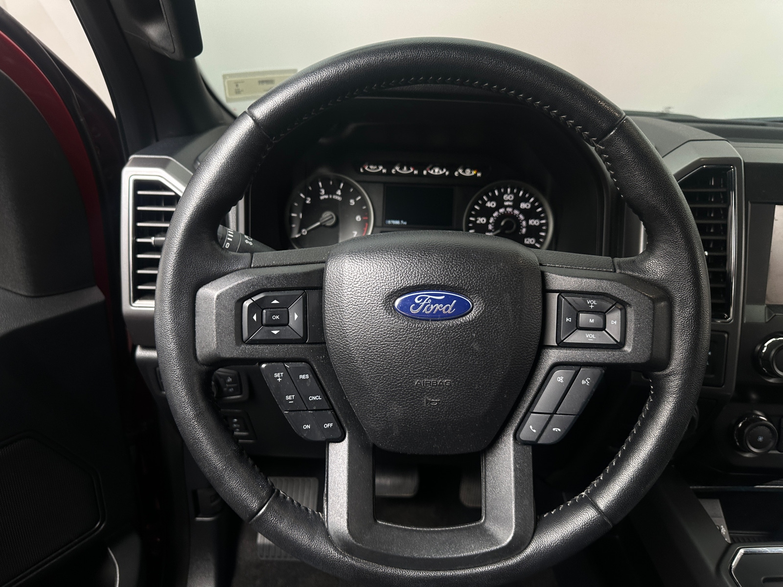 Thumbnail: 2020 Ford Econoline - 5