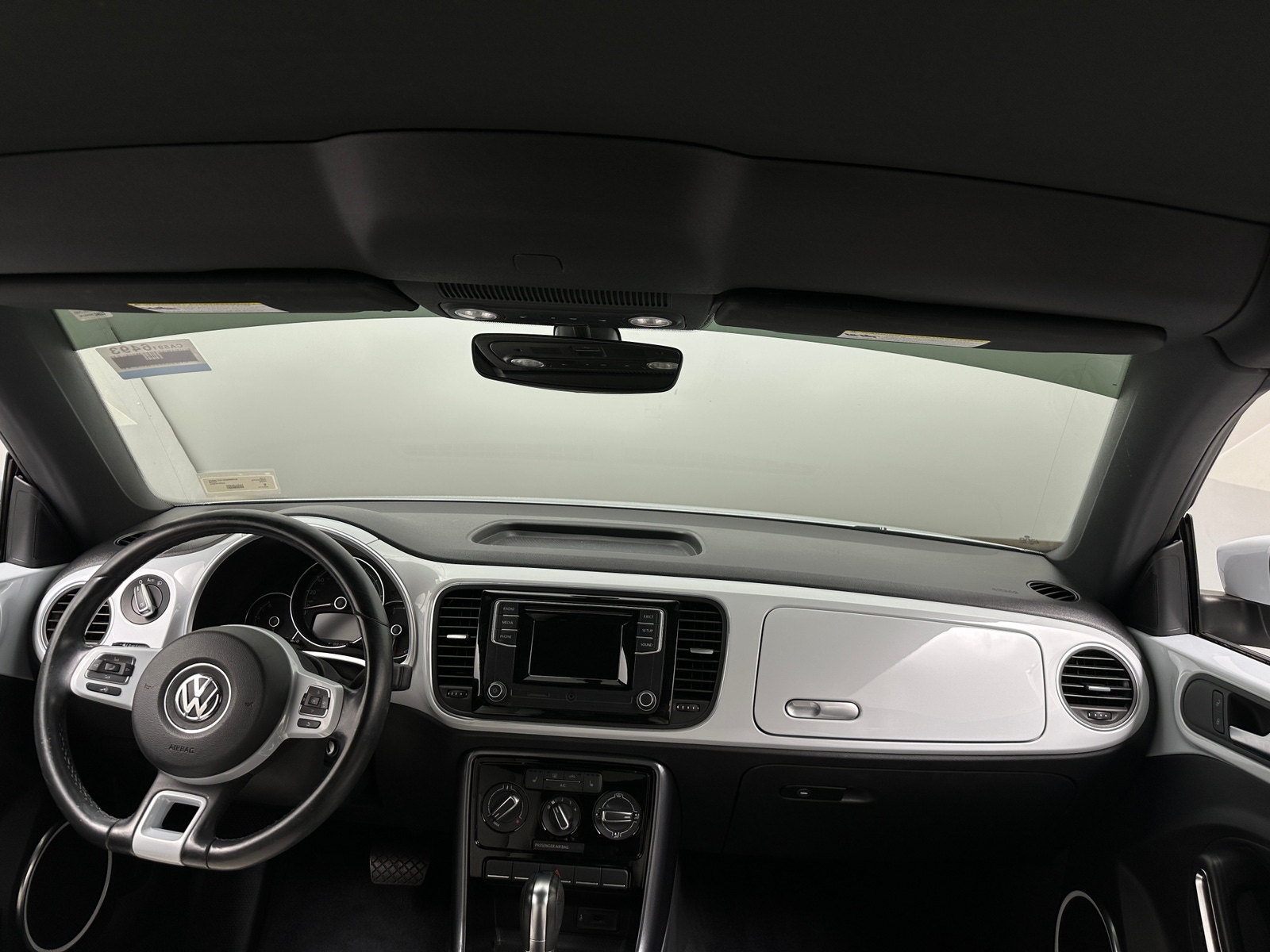Thumbnail: 2017 Volkswagen Beetle - 3