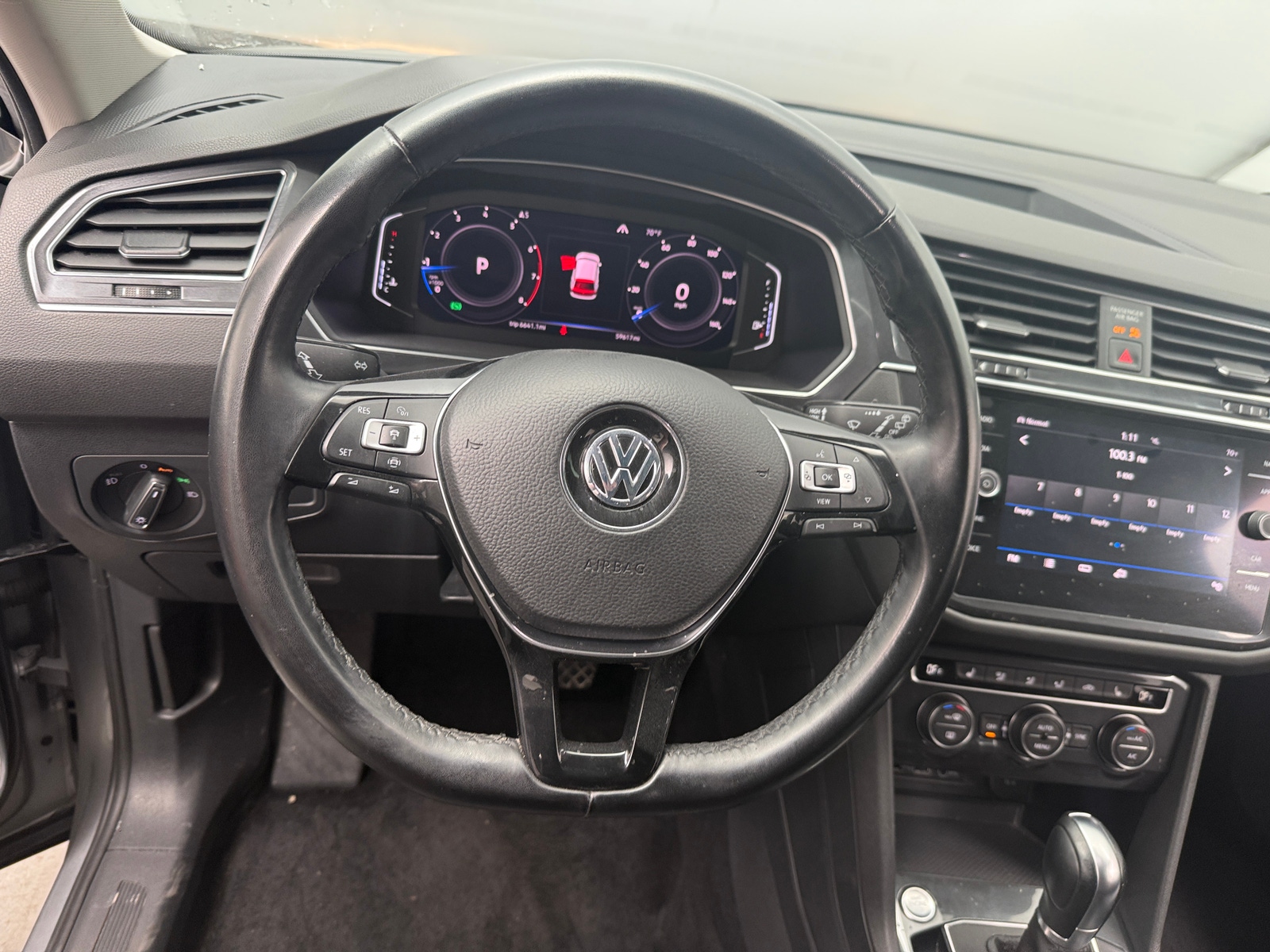 Thumbnail: 2019 Volkswagen Tiguan - 4