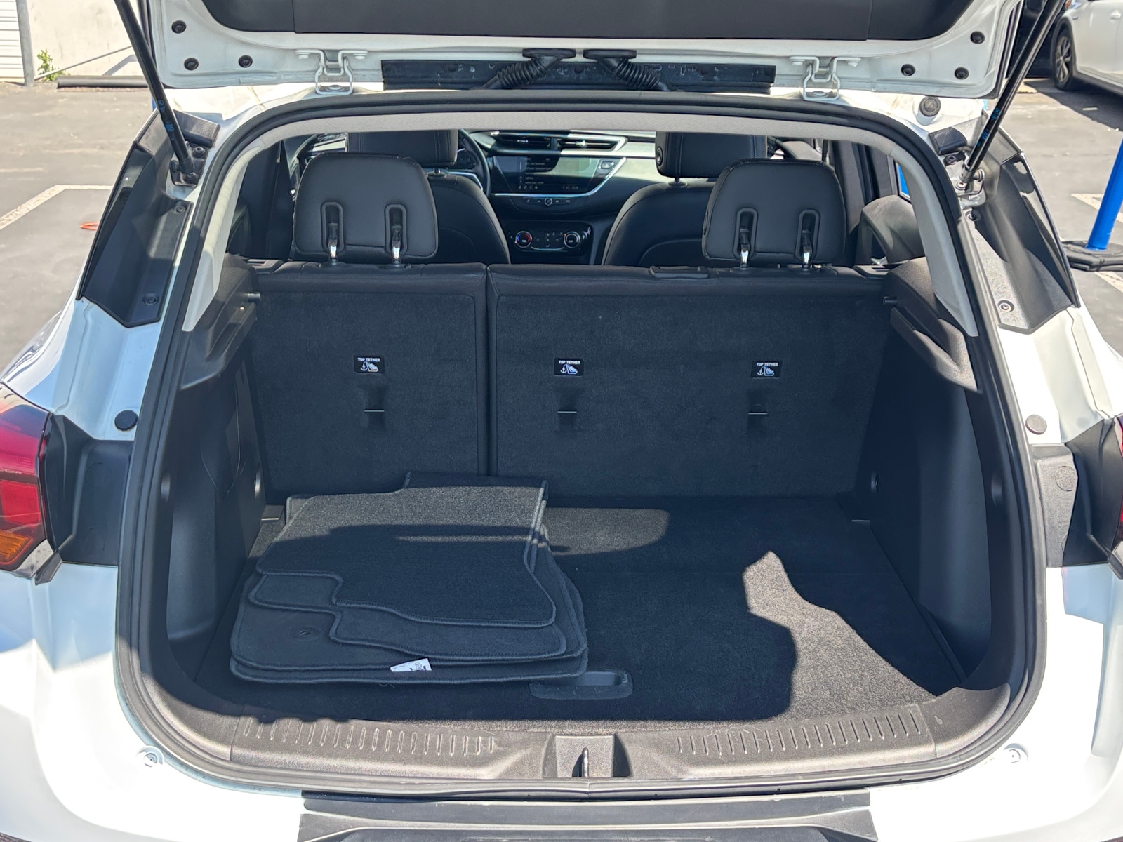 Thumbnail: 2021 Buick Encore GX - 6